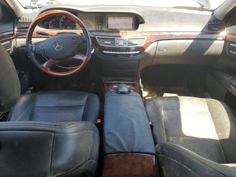 2011 MERCEDES-BENZ S 550 4MATIC — Фото 8 из 12