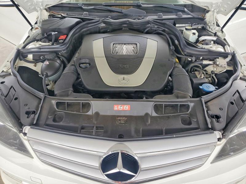 WDDGF5EB5BR138044 2011 MERCEDES-BENZ C photo no. 11