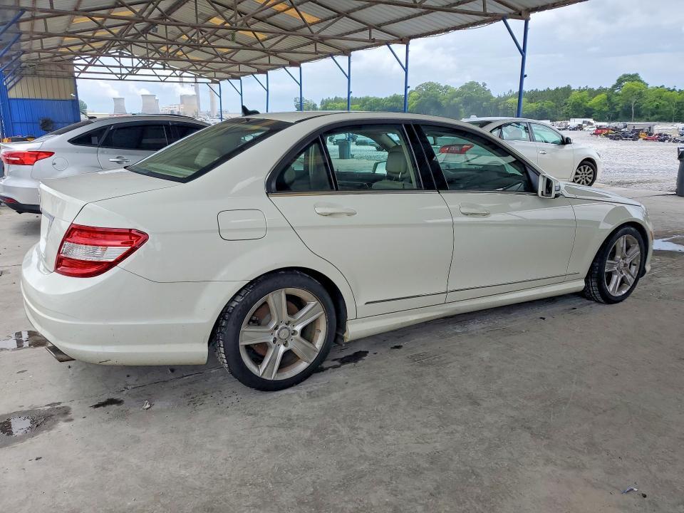 WDDGF5EB5BR138044 2011 MERCEDES-BENZ C photo no. 3