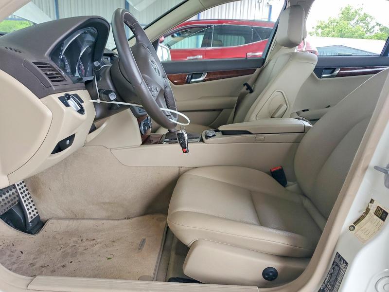 WDDGF5EB5BR138044 2011 MERCEDES-BENZ C photo no. 7