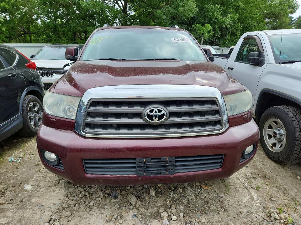 2011 TOYOTA SEQUOIA SR5 — Фото 5 из 13