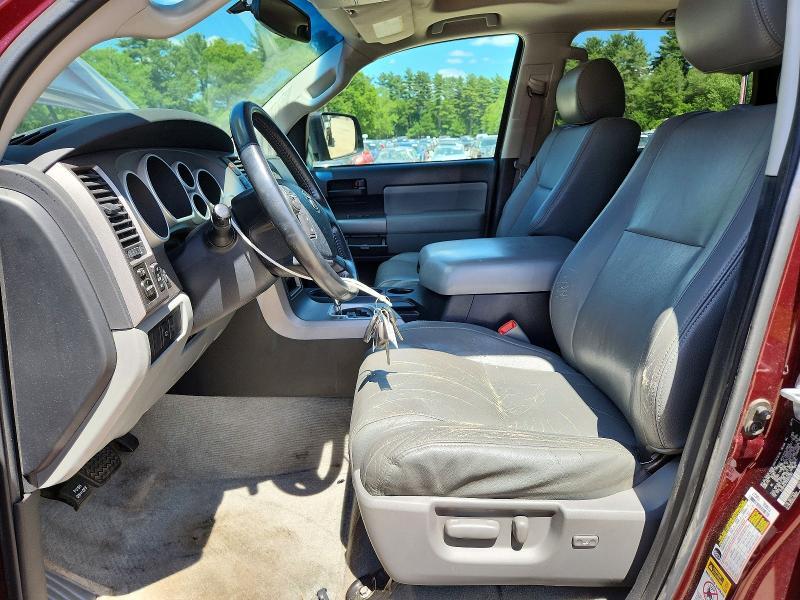 2011 TOYOTA SEQUOIA SR5 — Фото 7 из 13
