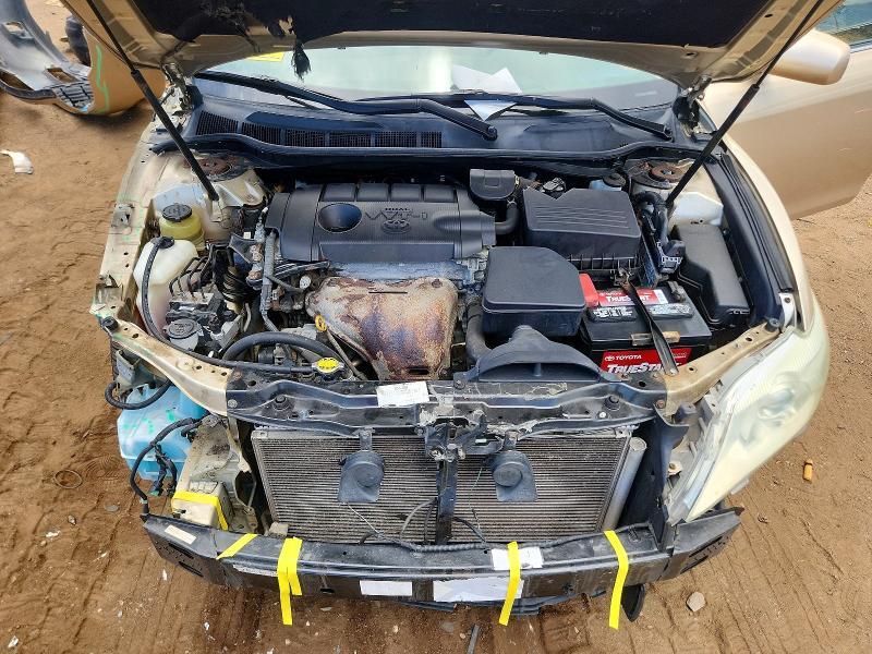2011 TOYOTA CAMRY LE — Фото 11 из 13