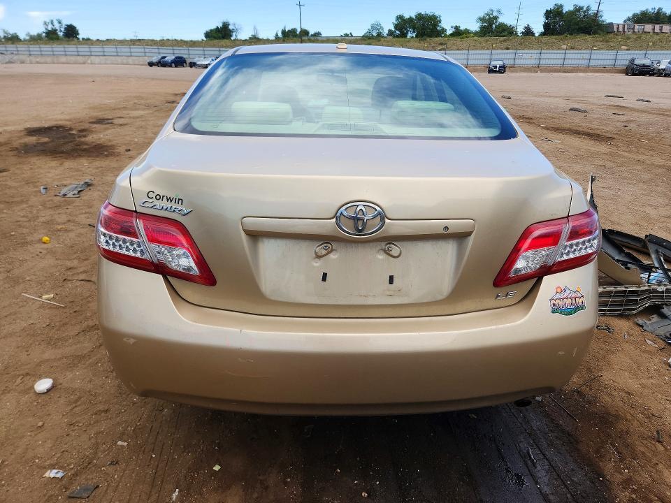 2011 TOYOTA CAMRY LE — Фото 6 из 13