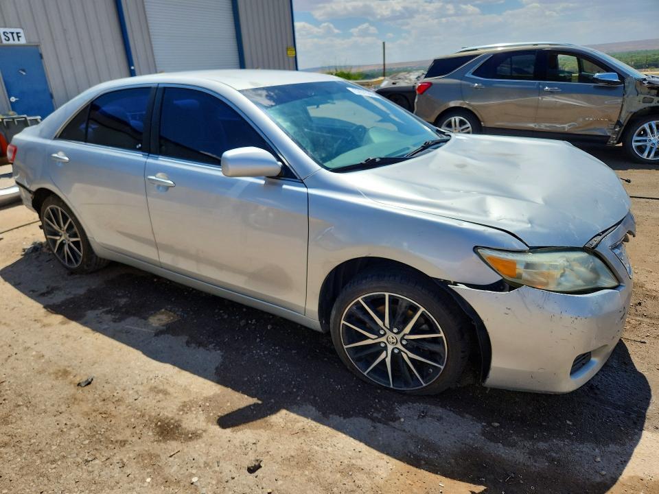 4T1BF3EK6BU757706 2011 TOYOTA CAMRY photo no. 4