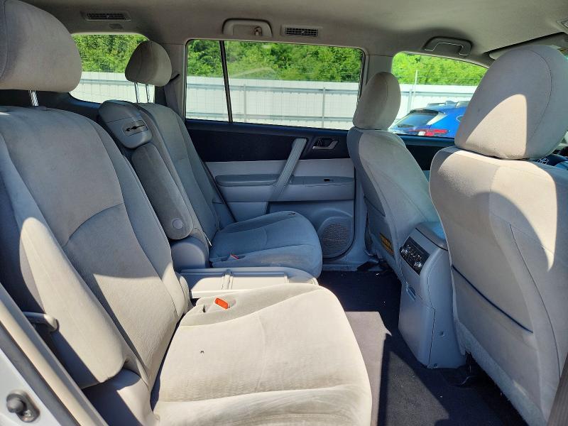 5TDBK3EH0BS044633 2011 TOYOTA HIGHLANDER photo no. 11