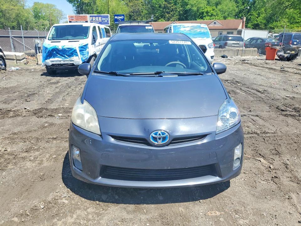 2011 TOYOTA PRIUS TWO — Фото 5 из 12