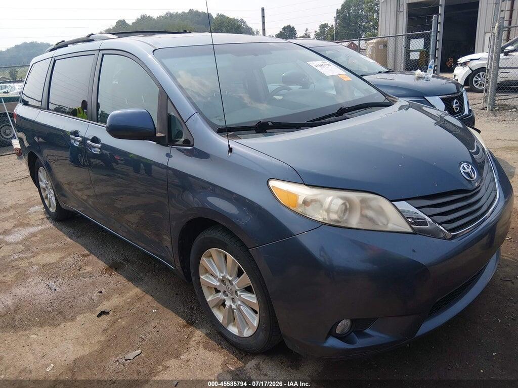 5TDDK3DC2DS063217 2013 TOYOTA SIENNA photo no. 1