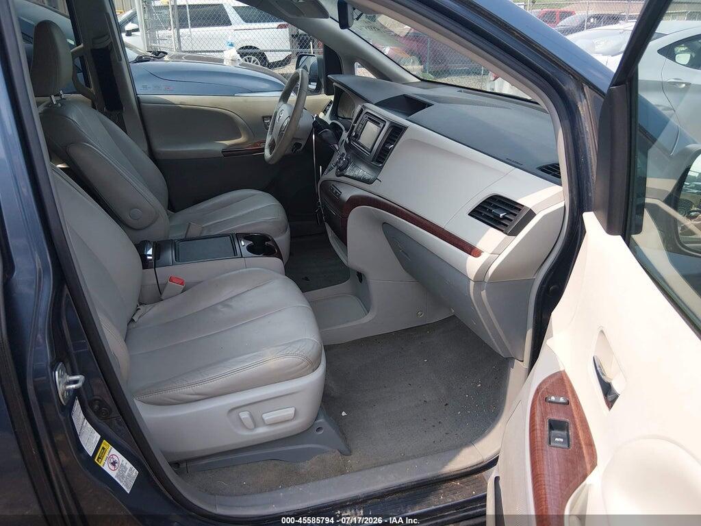 5TDDK3DC2DS063217 2013 TOYOTA SIENNA photo no. 5