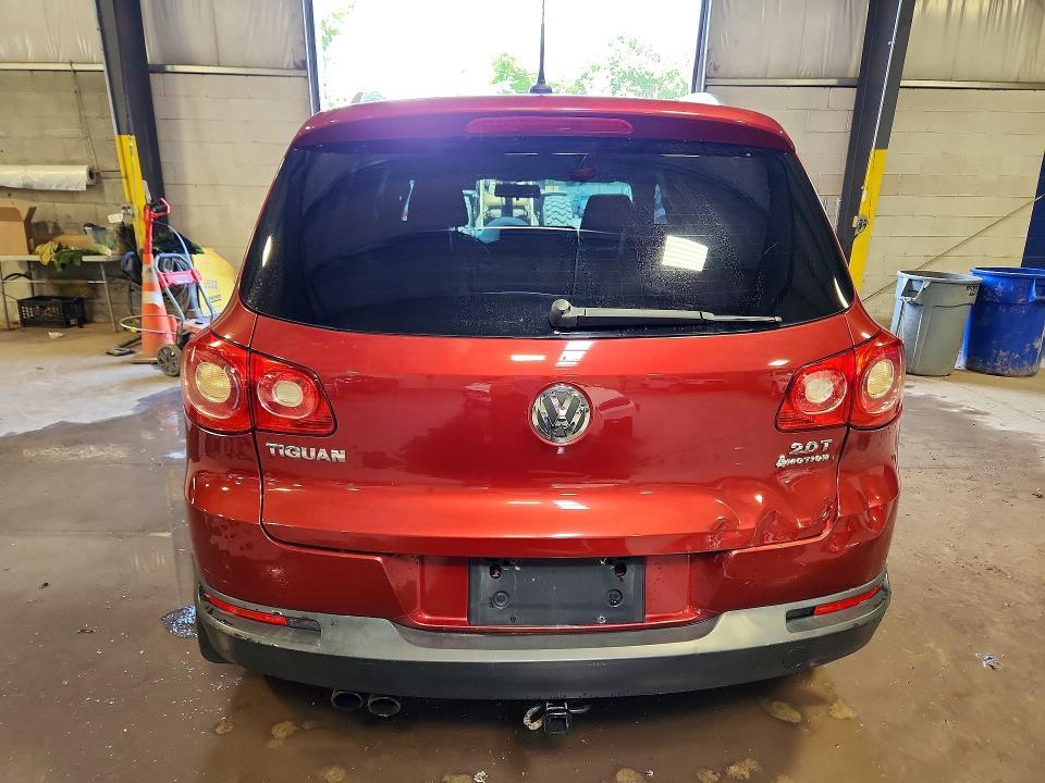 2011 VOLKSWAGEN TIGUAN S/SE/SEL — Фото 6 из 13