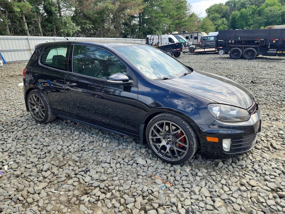 2011 VOLKSWAGEN GTI — Фото 4 из 12