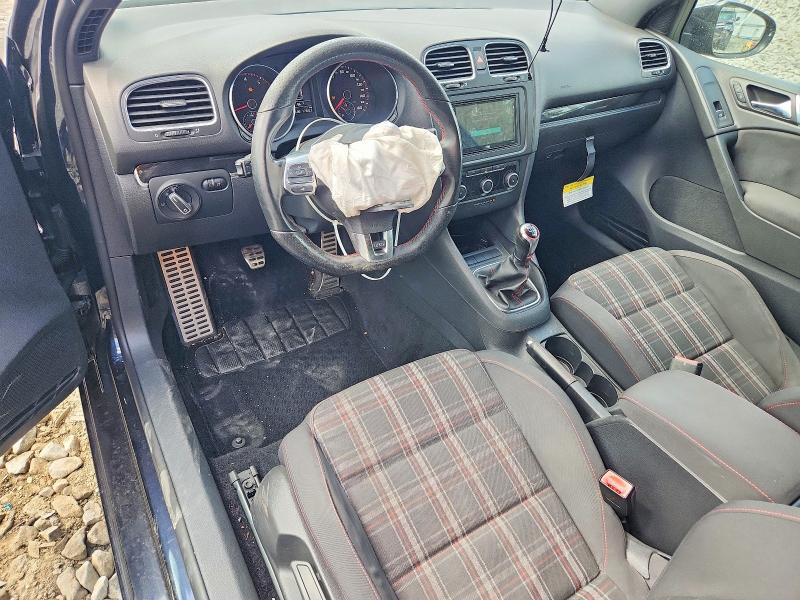 2011 VOLKSWAGEN GTI — Фото 8 из 12