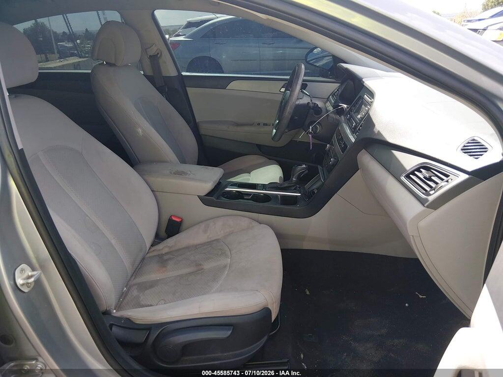5NPE24AF1HH456064 2017 HYUNDAI SONATA photo no. 5