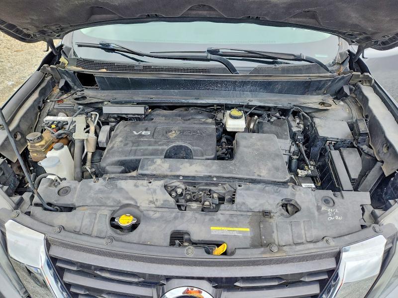 2019 NISSAN PATHFINDER SV — Фото 11 из 12