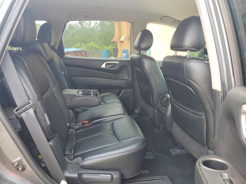 2019 NISSAN PATHFINDER SL — Фото 10 из 12