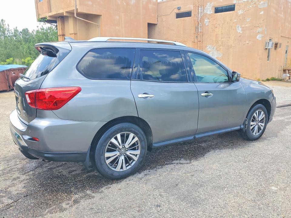 2019 NISSAN PATHFINDER SL — Фото 3 из 12