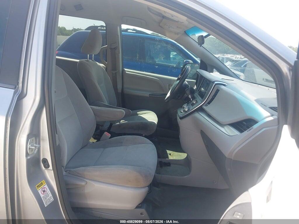 5TDZK3DC7FS660579 2015 TOYOTA SIENNA photo no. 5