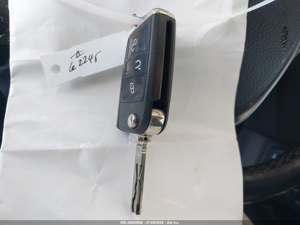 3VV3B7AX8JM183286 2018 VOLKSWAGEN TIGUAN photo no. 11
