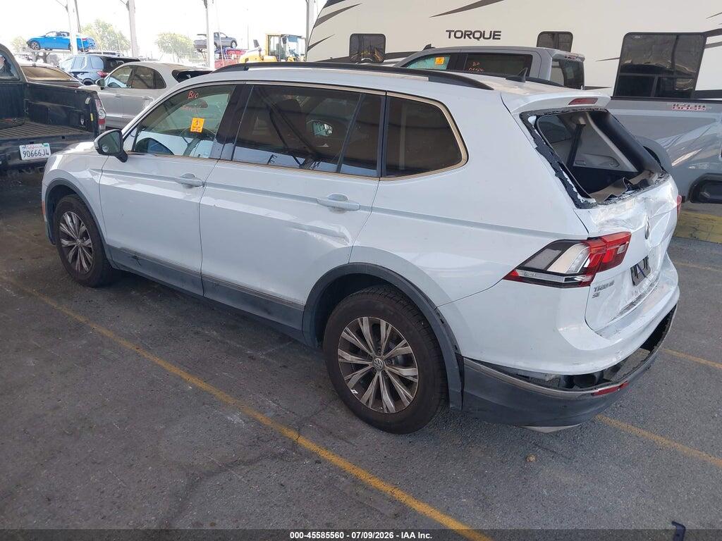 3VV3B7AX8JM183286 2018 VOLKSWAGEN TIGUAN photo no. 3