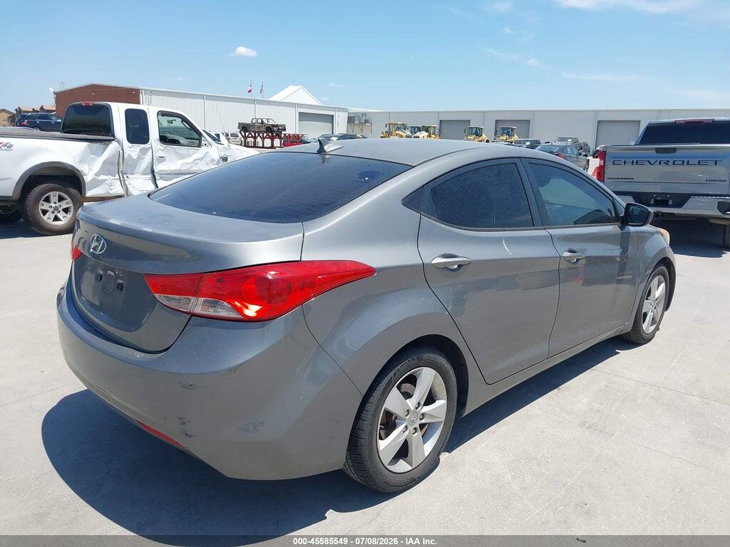 5NPDH4AEXDH351941 2013 HYUNDAI ELANTRA photo no. 4