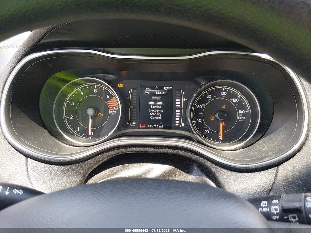 1C4PJLCB4KD470067 2019 JEEP CHEROKEE photo no. 7