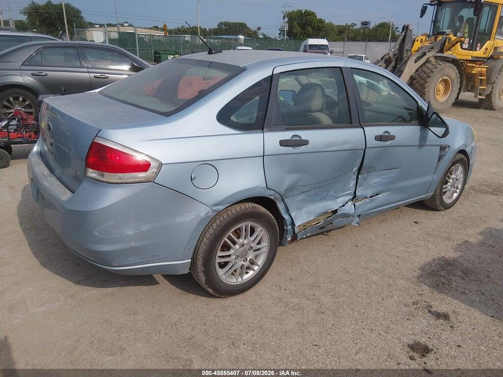 1FAHP35N28W152638 2008 FORD FOCUS photo no. 4