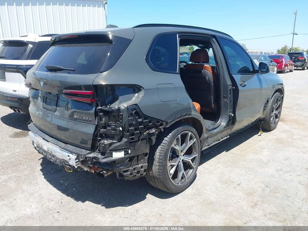 5UX43EU03T9074656 2026 BMW X5 PHEV photo no. 4