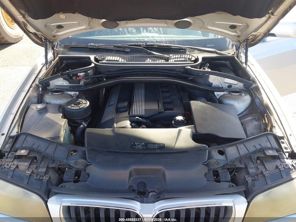 WBXPA73404WC37857 2004 BMW X3 photo no. 10
