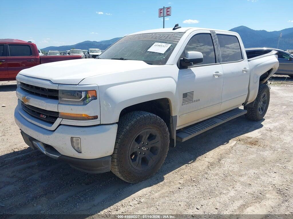 3GCUKRECXJG395207 2018 CHEVROLET SILVERADO 1500 photo no. 2