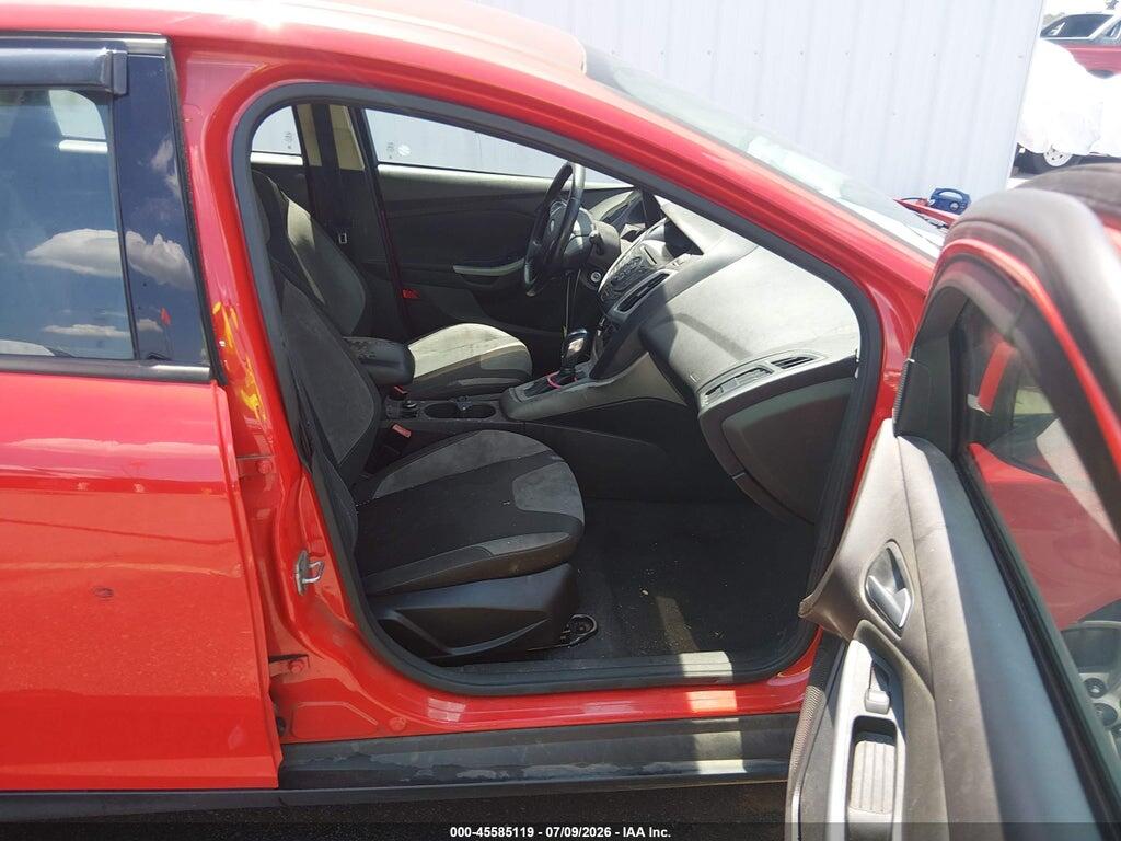 1FAHP3K20CL172925 2012 FORD FOCUS photo no. 5