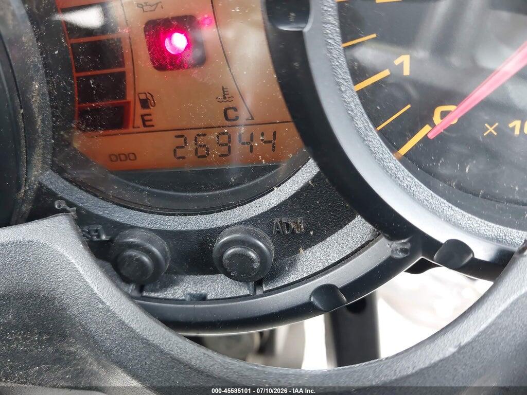 JS1VP54B4B2100033 2011 SUZUKI DL650 photo no. 7