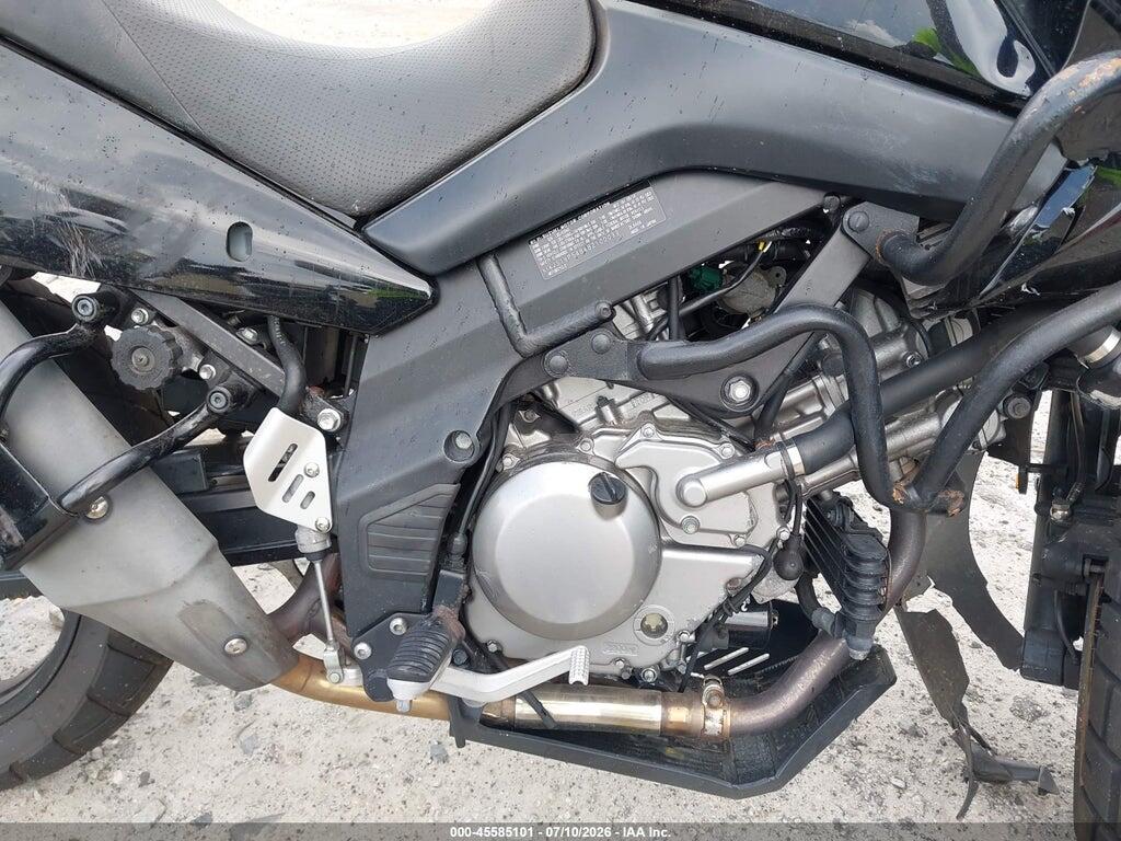 JS1VP54B4B2100033 2011 SUZUKI DL650 photo no. 8