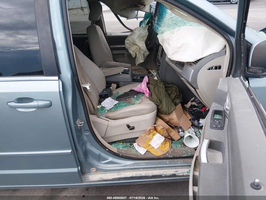 2A8HR54P78R840963 2008 CHRYSLER TOWN & COUNTRY photo no. 5