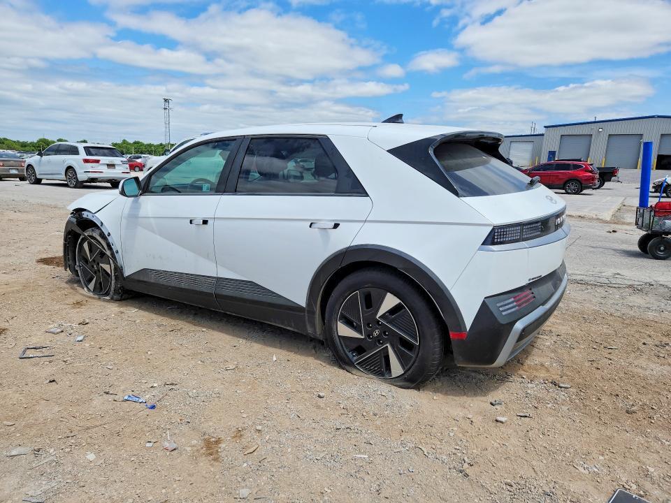 2025 HYUNDAI IONIQ 5 SE — Фото 2 из 13