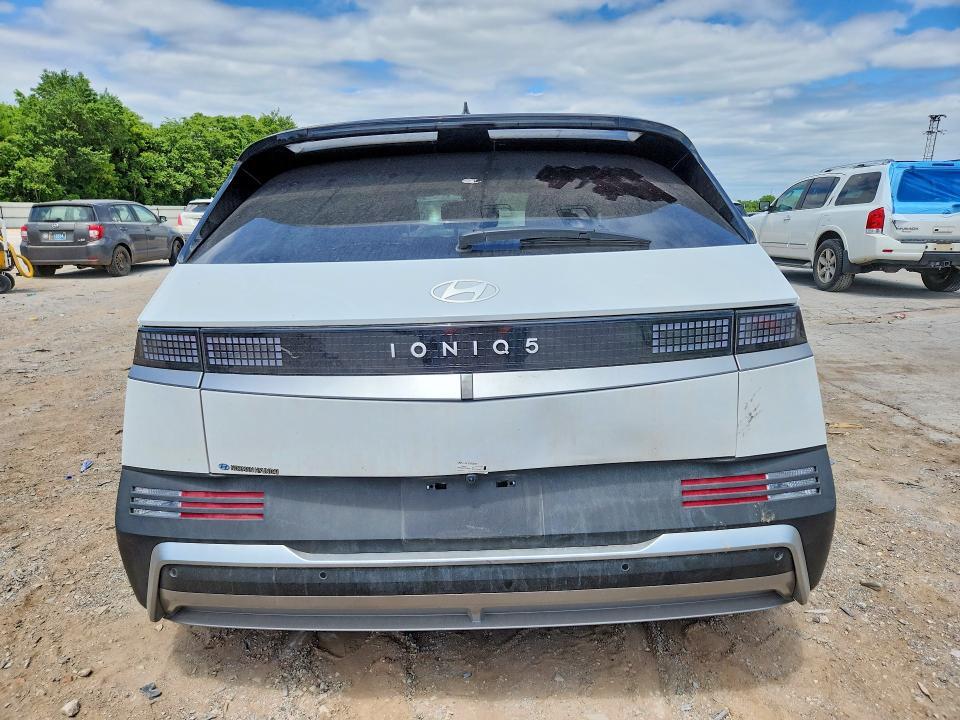 2025 HYUNDAI IONIQ 5 SE — Фото 6 из 13