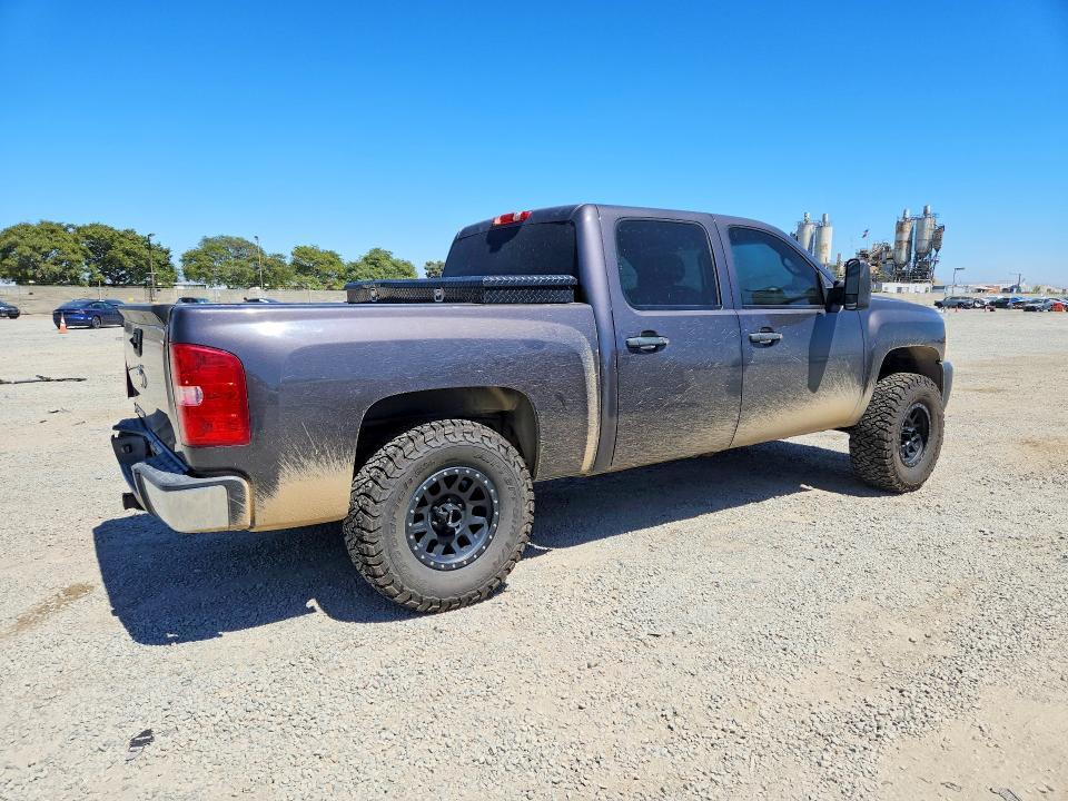 2010 CHEVROLET SILVERADO C1500 — Фото 3 из 12