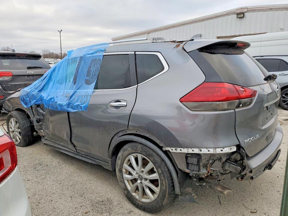 2019 NISSAN ROGUE SV — Фото 2 из 14