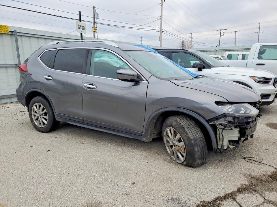 2019 NISSAN ROGUE SV — Фото 4 из 14