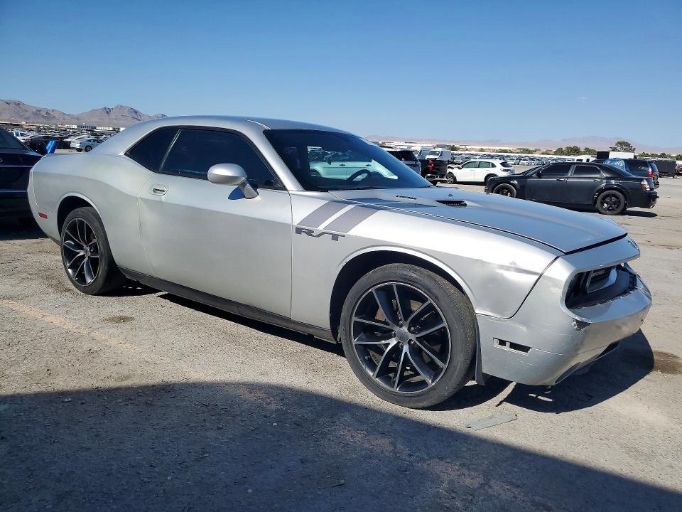 2010 DODGE CHALLENGER R/T — Фото 4 из 12