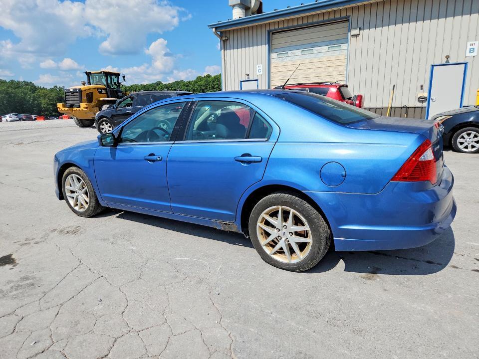 3FAHP0HA6AR258915 2010 FORD FUSION photo no. 2