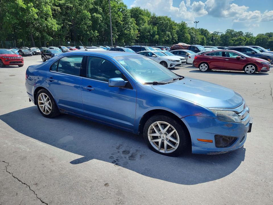 3FAHP0HA6AR258915 2010 FORD FUSION photo no. 4