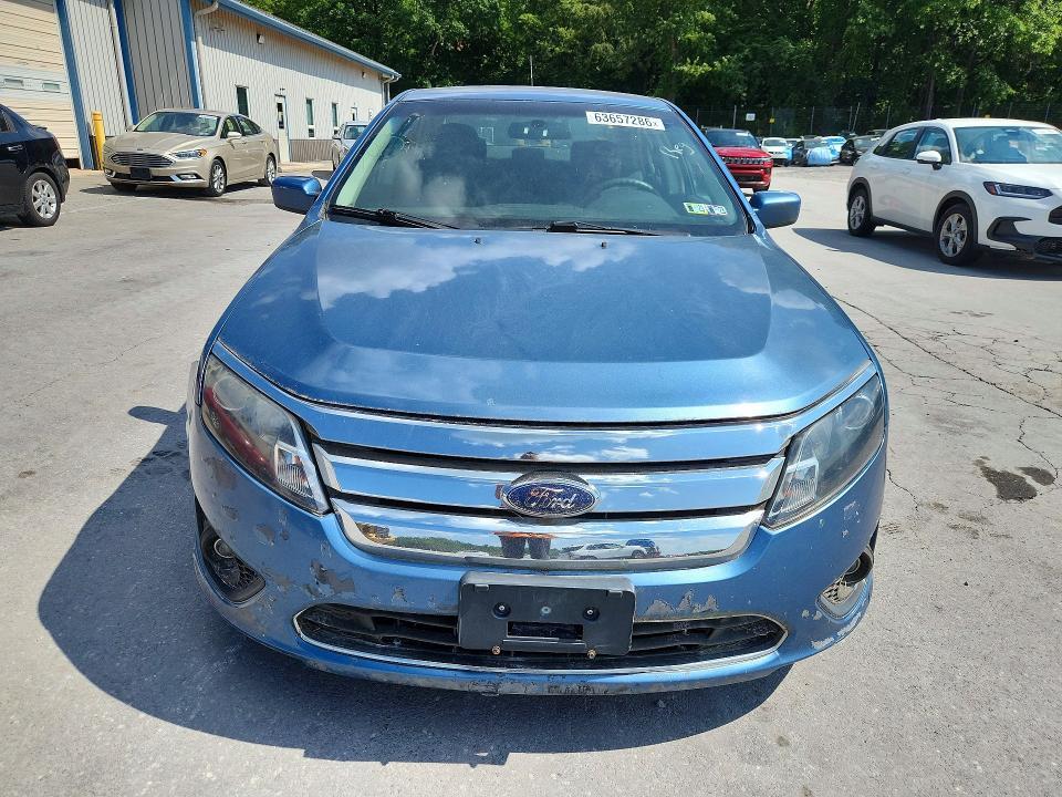 3FAHP0HA6AR258915 2010 FORD FUSION photo no. 5