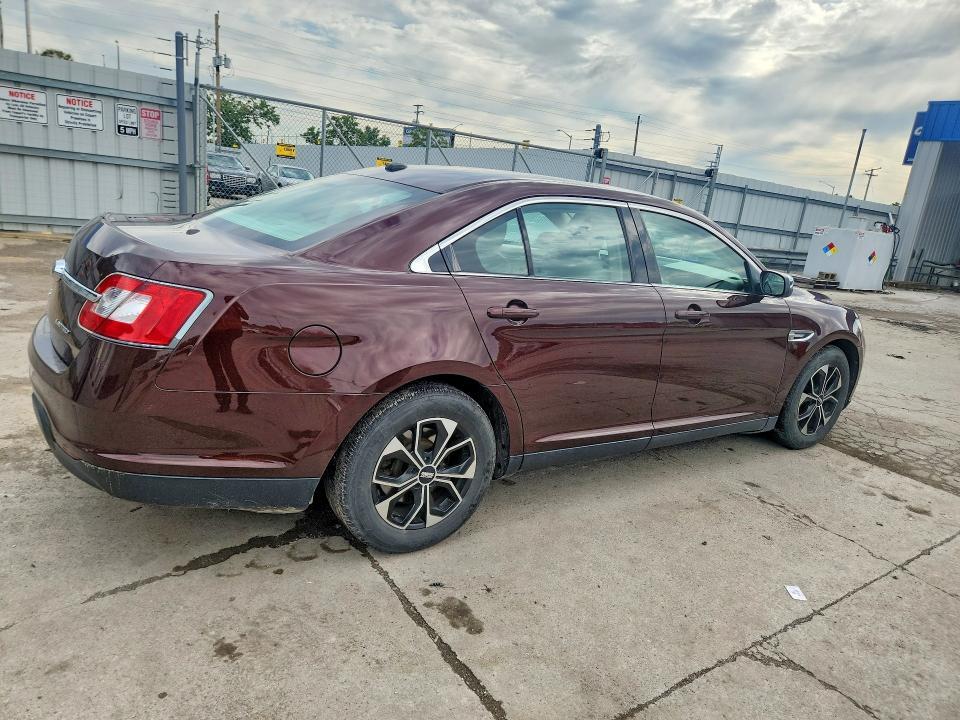 2010 FORD TAURUS LIMITED — Фото 3 из 12