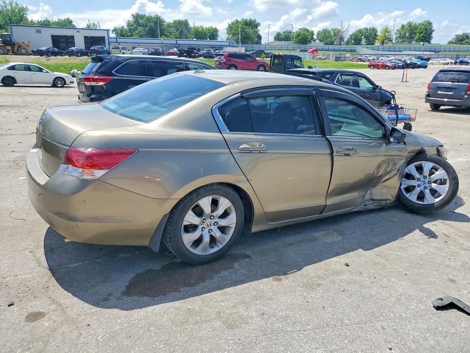 1HGCP2F80AA087638 2010 HONDA ACCORD photo no. 3