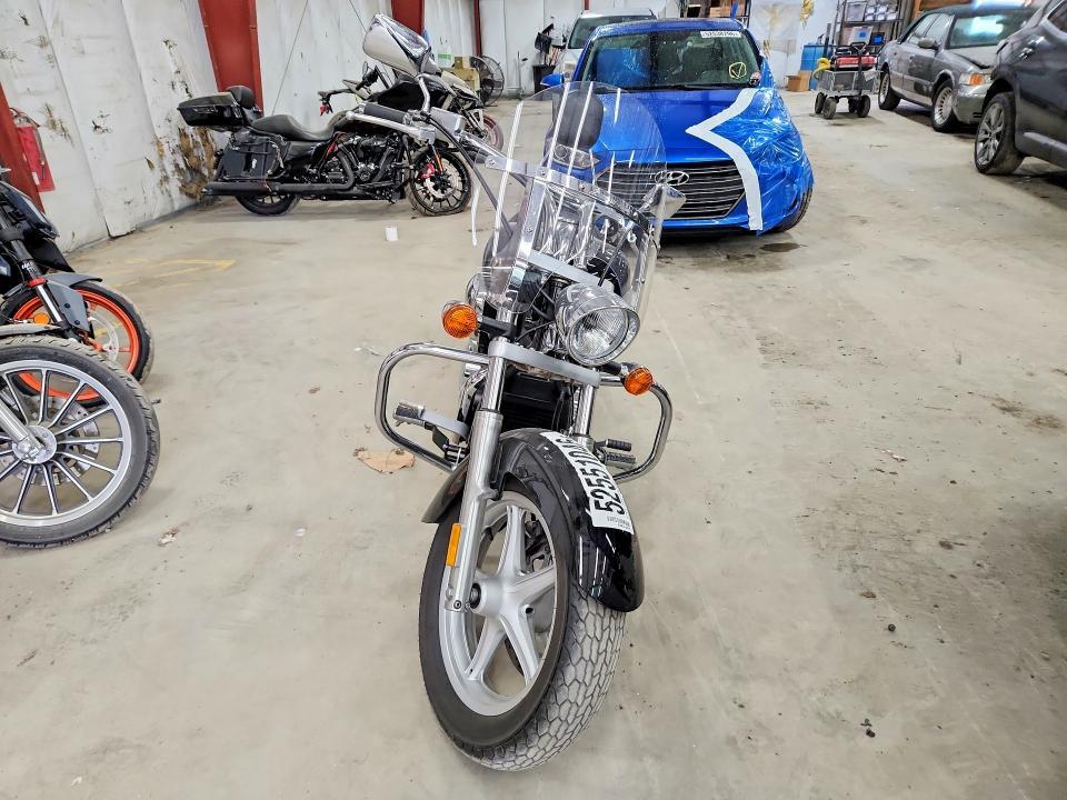 2010 HONDA VT1300 CR — Фото 2 из 9