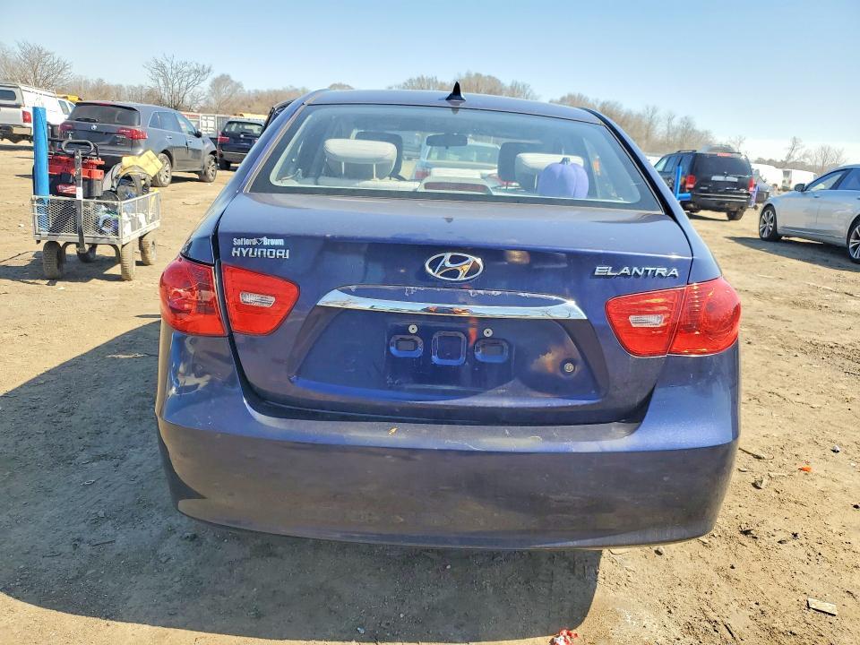 2010 HYUNDAI ELANTRA SE — Фото 6 из 12