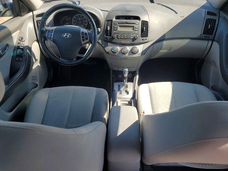2010 HYUNDAI ELANTRA SE — Фото 8 из 12