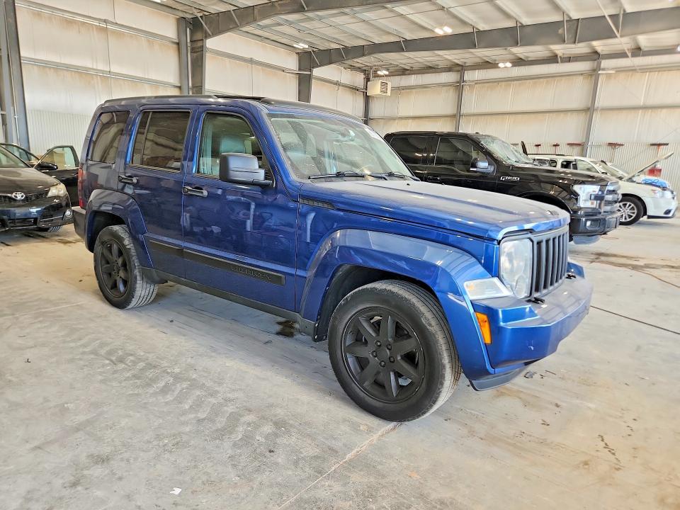 2010 JEEP LIBERTY LIMITED — Фото 4 из 13