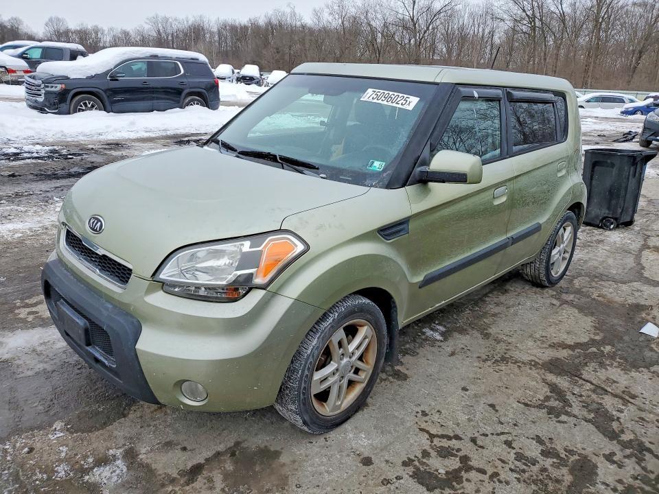 KNDJT2A28A7031626 2010 KIA SOUL photo no. 1