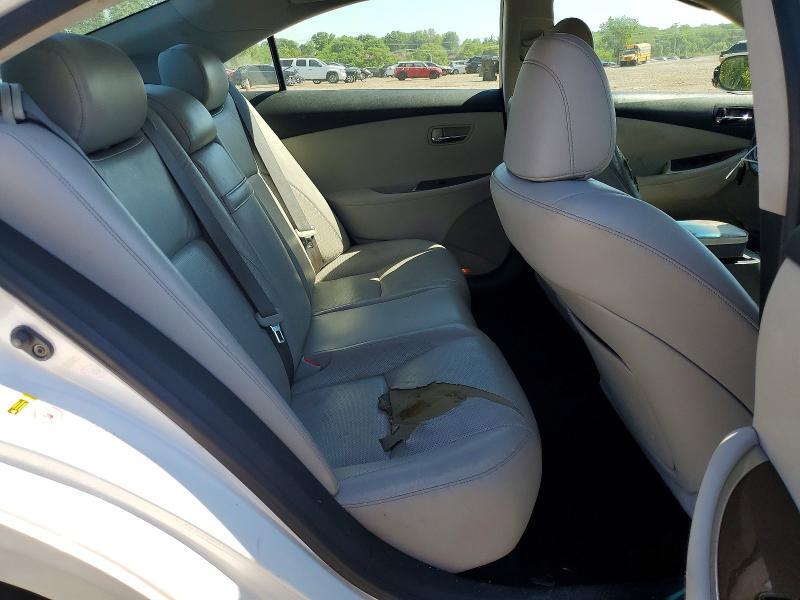 2010 LEXUS ES 350 — Фото 10 из 12